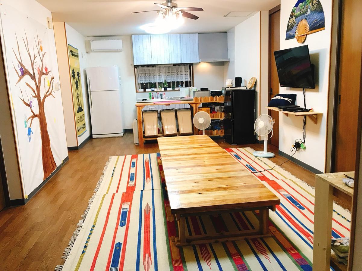 Guest House Waraemon Наго Екстериор снимка
